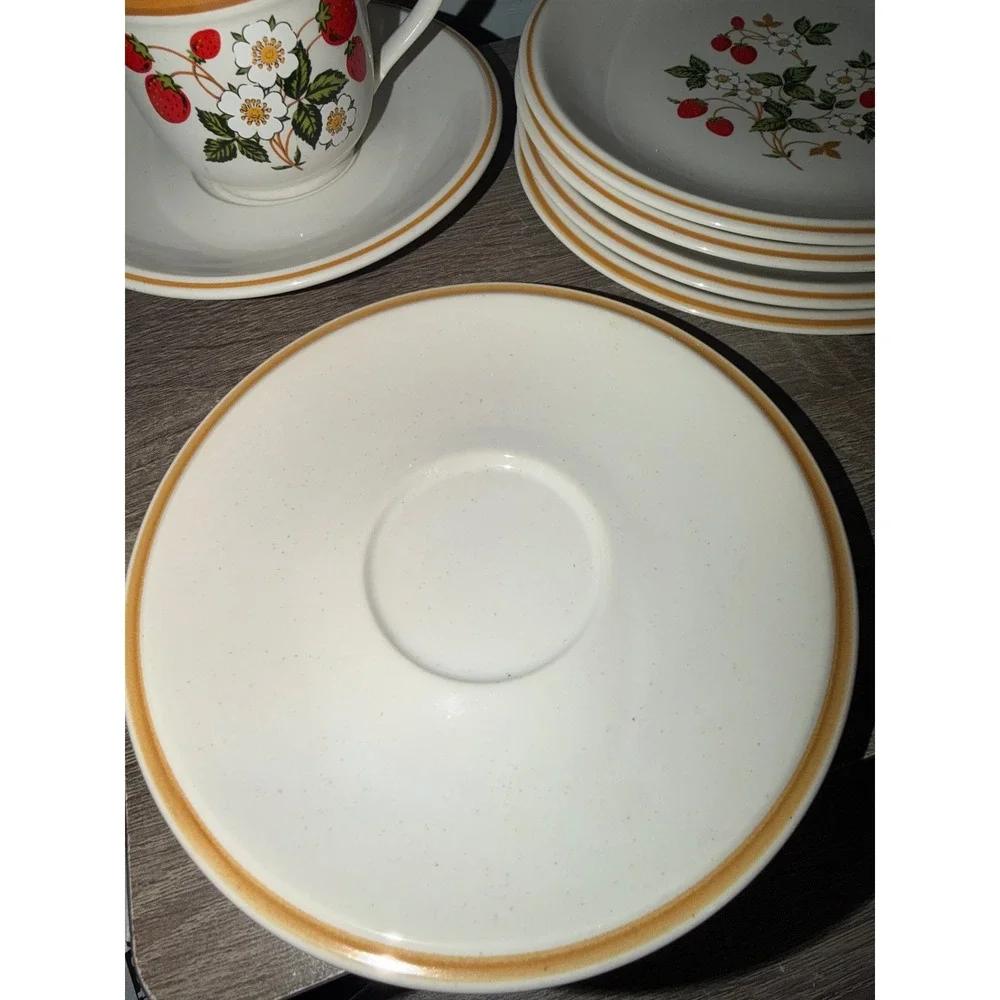 Vintage Sheffield Strawberries n Cream Stoneware Tea Set 12pc Cups Plates Japan
